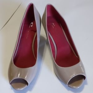 CL by Laundry wedges